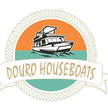 Douro Houseboats Hotel มาร์โก เดอ คานาเวเซส ภายนอก รูปภาพ