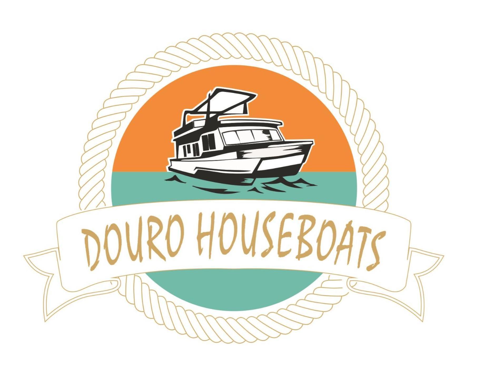 Douro Houseboats Hotel มาร์โก เดอ คานาเวเซส ภายนอก รูปภาพ