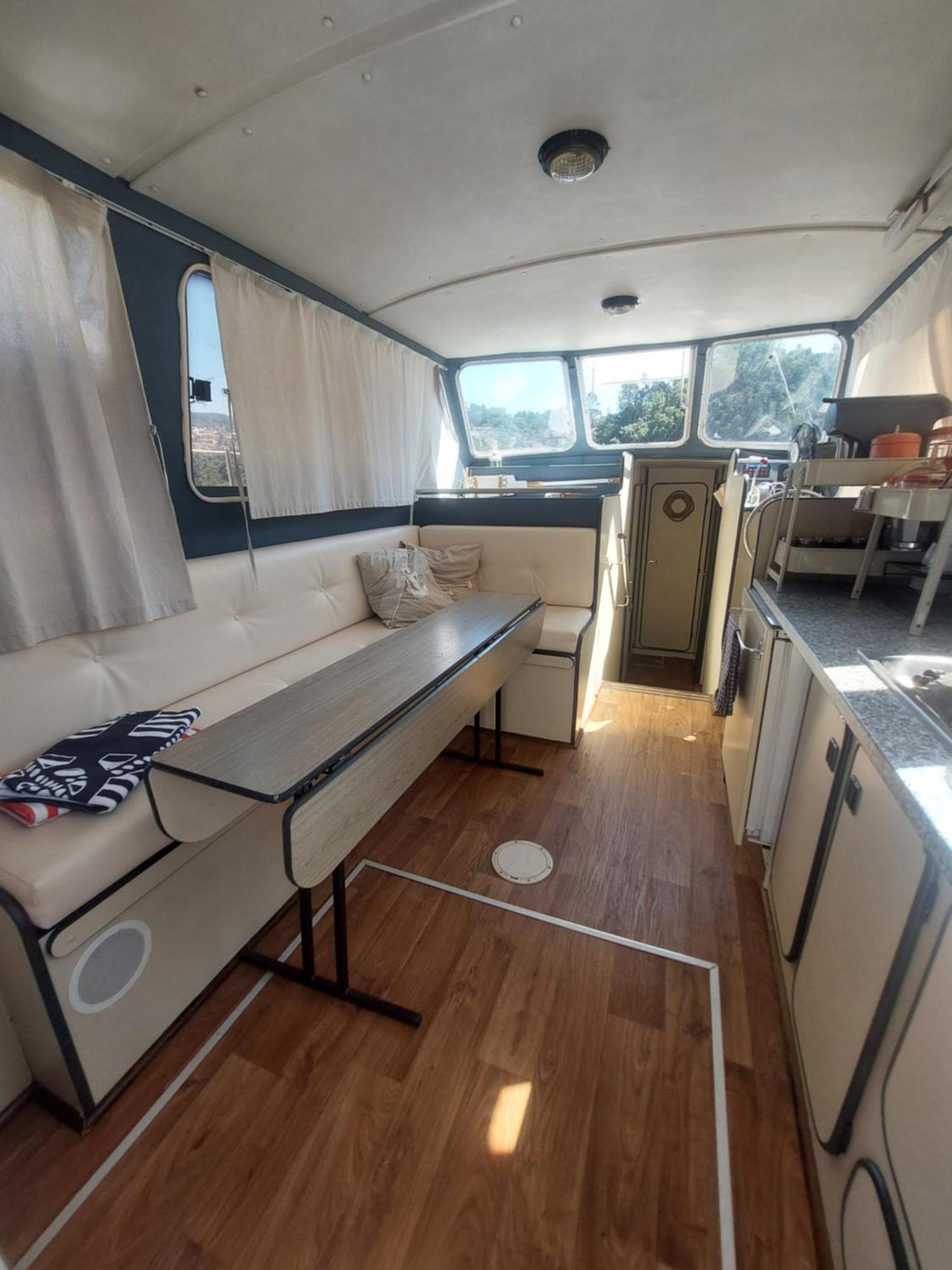 Douro Houseboats Hotel มาร์โก เดอ คานาเวเซส ภายนอก รูปภาพ