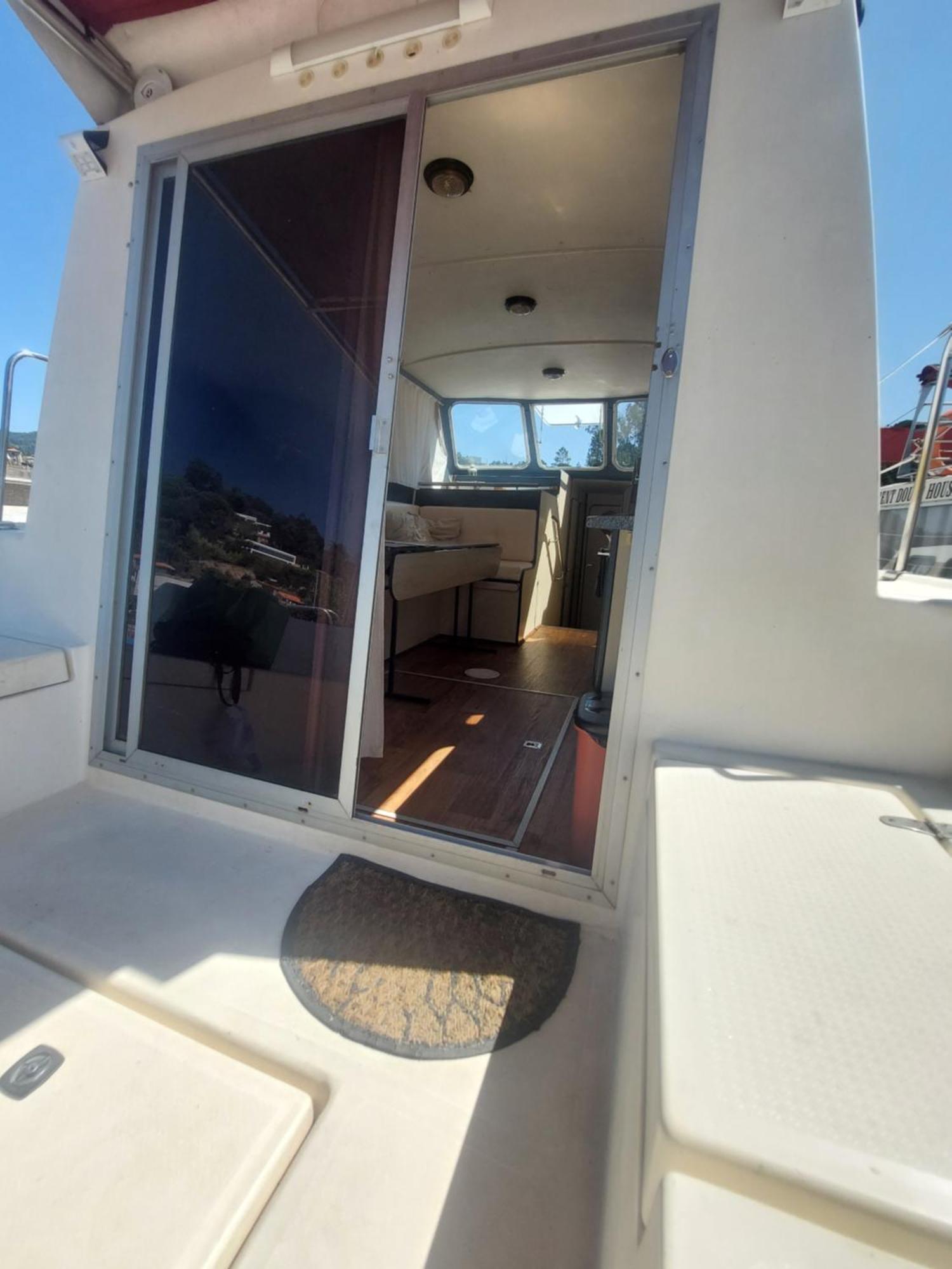 Douro Houseboats Hotel มาร์โก เดอ คานาเวเซส ภายนอก รูปภาพ