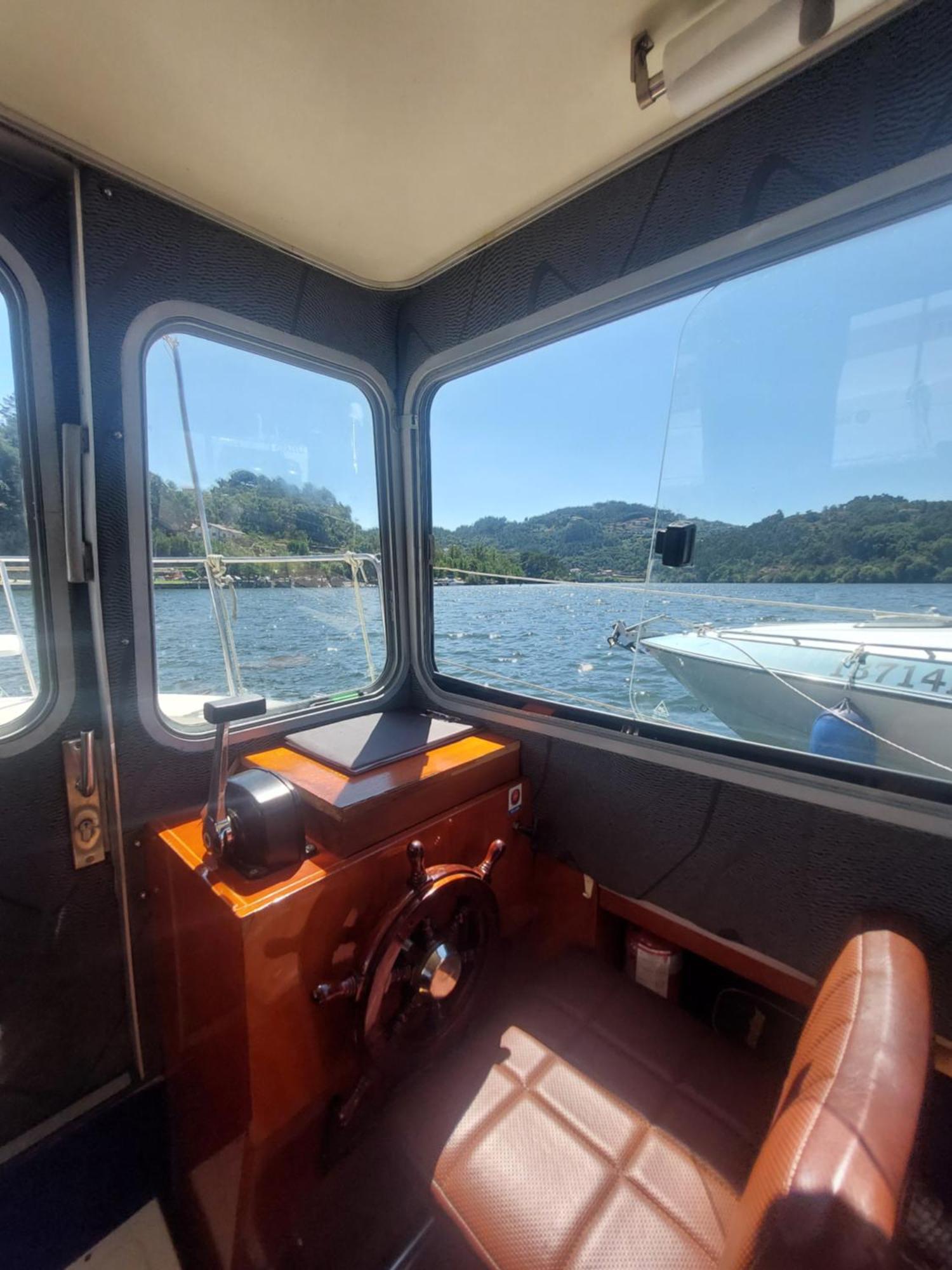 Douro Houseboats Hotel มาร์โก เดอ คานาเวเซส ภายนอก รูปภาพ